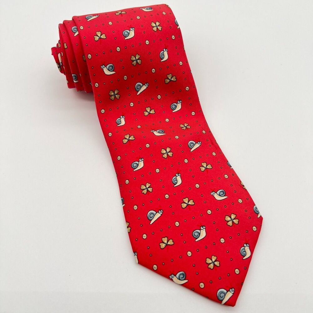 Vintage Hermès Escargot Trèfle Silk Tie Red Snail Clover Novelty France Luxury